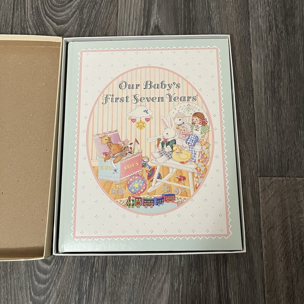 CR Gibson Baby Book Birth to Age 7 Milestones Memory Scrapbook VTG NOS